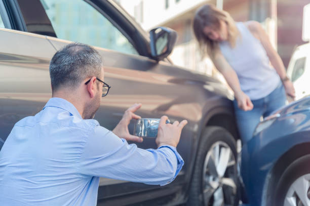Professional Sr22 Insurance technician working in Thousand Oaks, CA